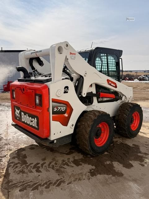 Image of Bobcat S770 equipment image 1