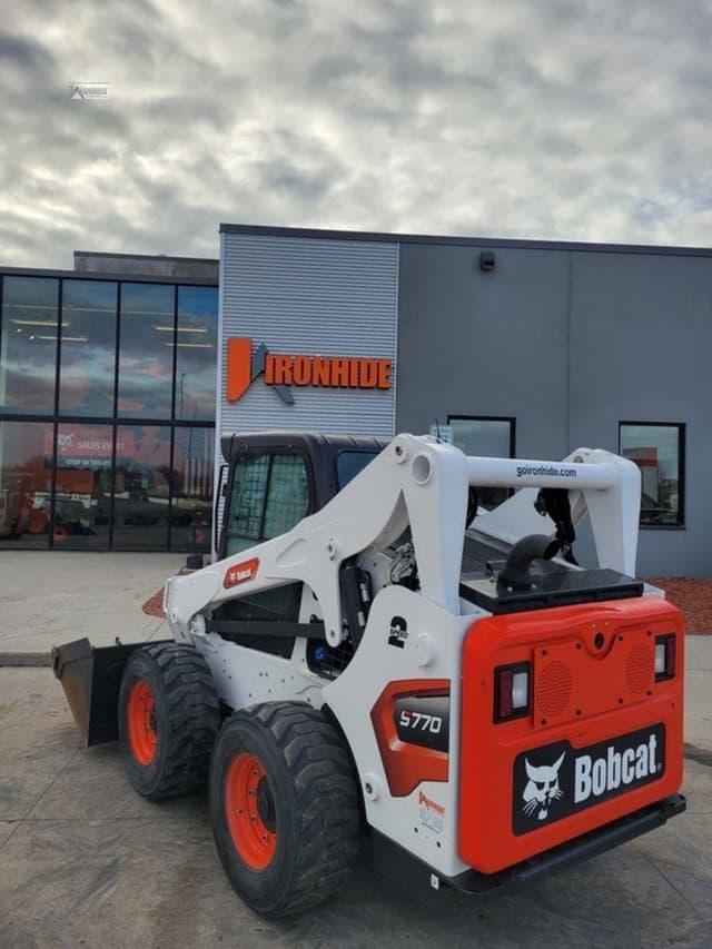 Image of Bobcat S770 equipment image 2