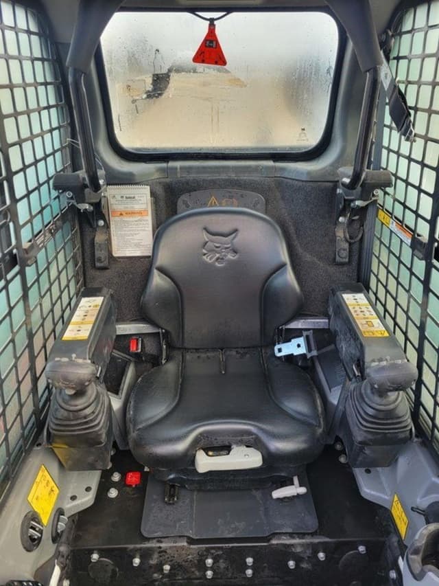 Image of Bobcat S770 equipment image 4