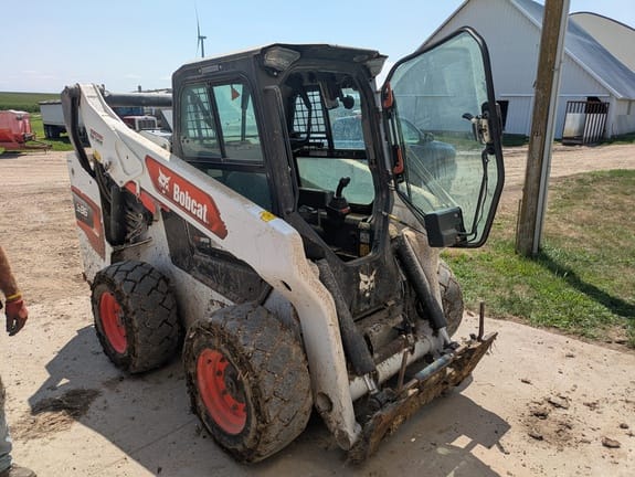 2024 Bobcat S86 Equipment Image0