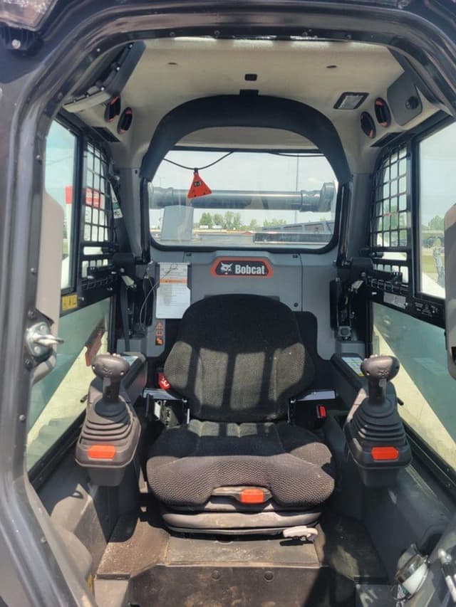 Image of Bobcat S86 equipment image 4