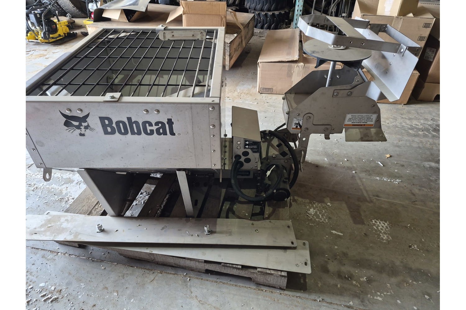 2024 Bobcat SP13 Equipment Image0