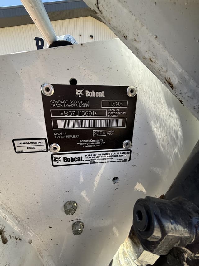 Image of Bobcat T595 equipment image 1