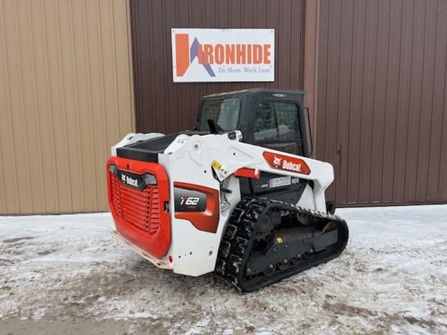 Image of Bobcat T62 equipment image 3