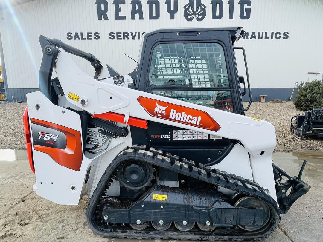 Image of Bobcat T64 Primary image