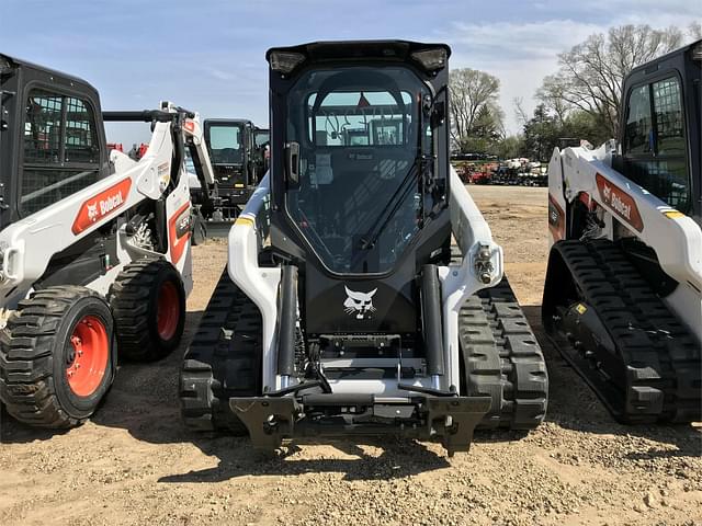 Image of Bobcat T64 equipment image 1