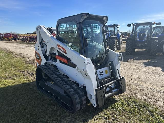 Image of Bobcat T650 equipment image 2