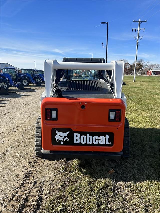 Image of Bobcat T650 equipment image 3