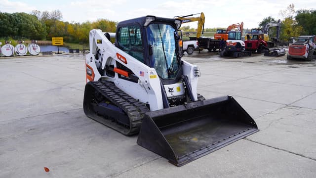 Image of Bobcat T650 equipment image 4