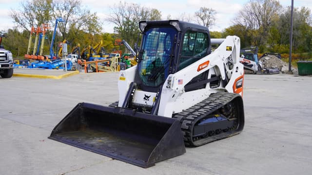 Image of Bobcat T650 equipment image 2