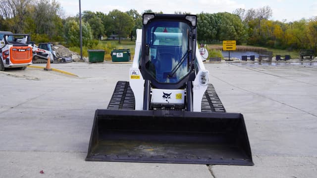 Image of Bobcat T650 equipment image 3