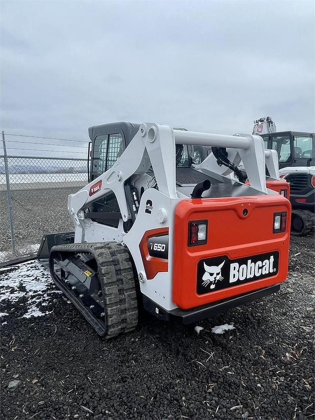 Image of Bobcat T650 equipment image 2