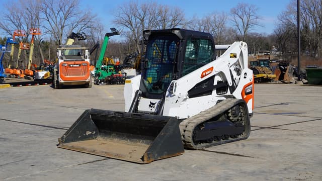 Image of Bobcat T650 equipment image 2