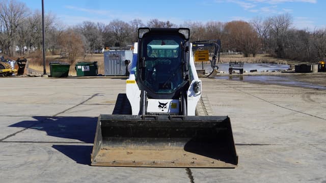 Image of Bobcat T650 equipment image 3