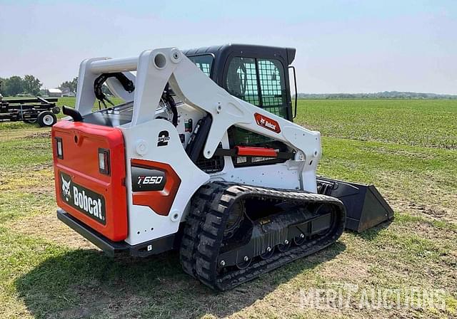 Image of Bobcat T650 equipment image 4