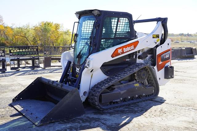 Image of Bobcat T66 equipment image 2