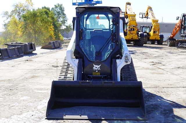 Image of Bobcat T66 equipment image 3