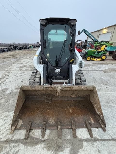 Image of Bobcat T66 equipment image 4