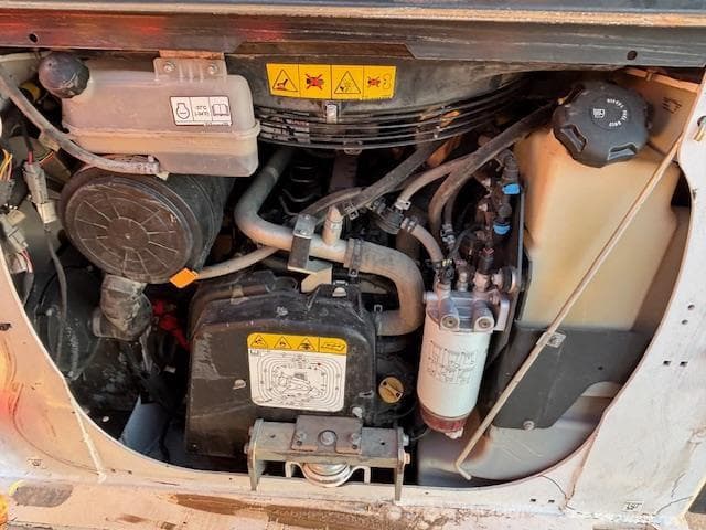 Image of Bobcat T66 equipment image 3