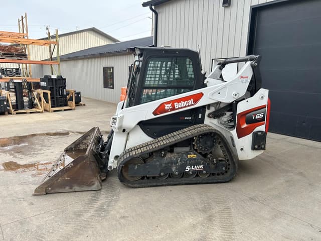 Image of Bobcat T66 equipment image 2