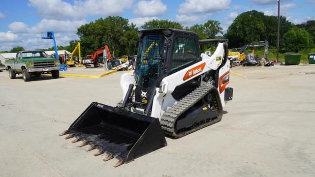 Image of Bobcat T66 equipment image 3