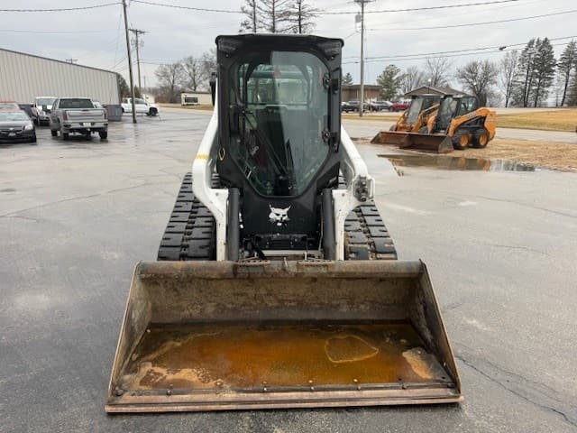 Image of Bobcat T66 equipment image 3
