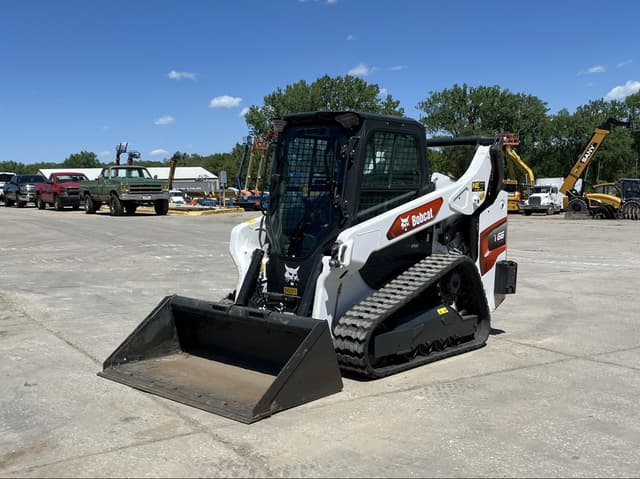 Image of Bobcat T66 equipment image 2