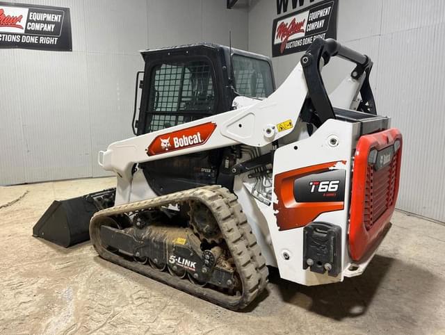 Image of Bobcat T66 equipment image 2