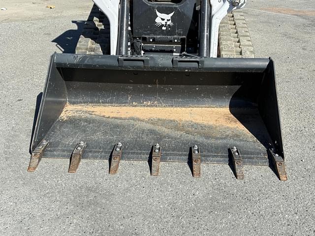 Image of Bobcat T66 equipment image 4