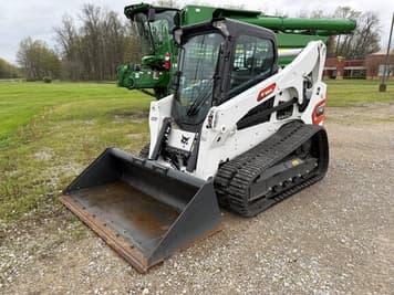 Main image Bobcat T740