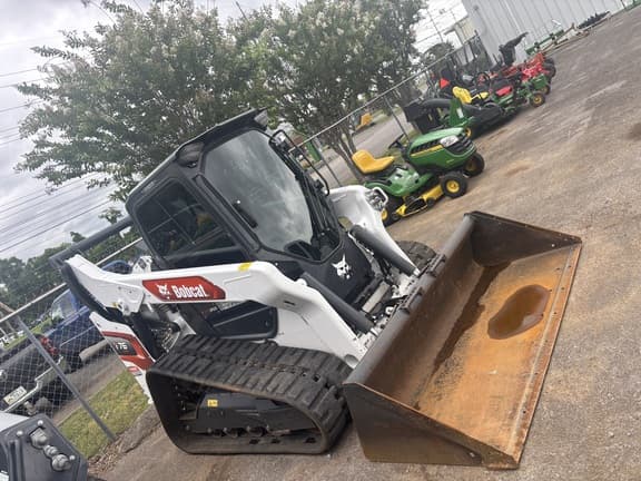 Image of Bobcat T76 equipment image 2