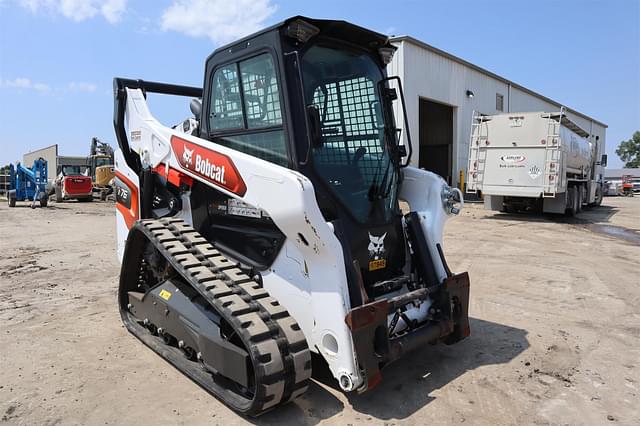 Image of Bobcat T76 equipment image 3