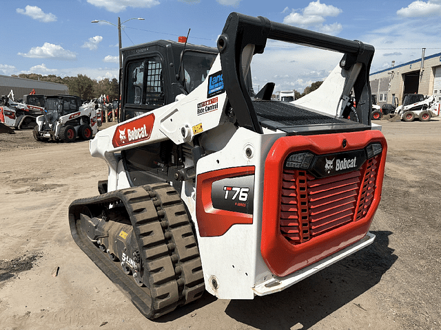 Image of Bobcat T76 equipment image 4