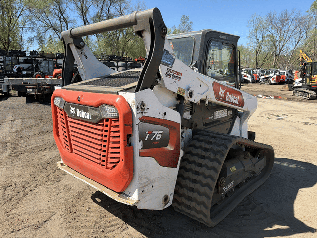 Image of Bobcat T76 equipment image 4