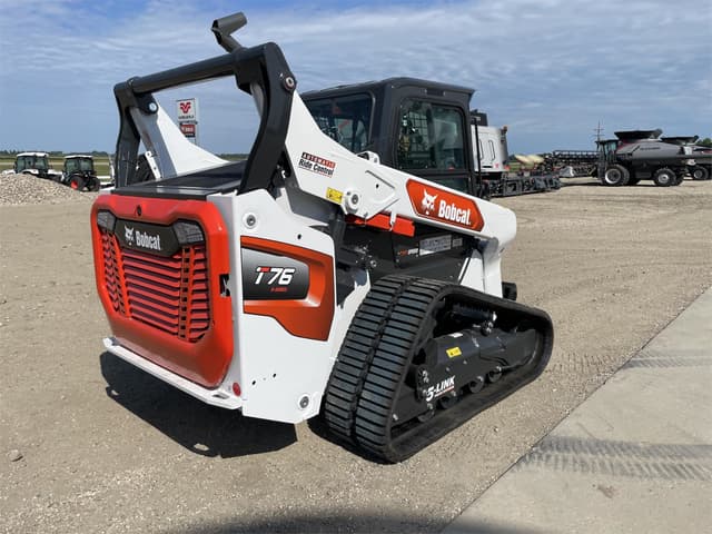 Image of Bobcat T76 equipment image 2