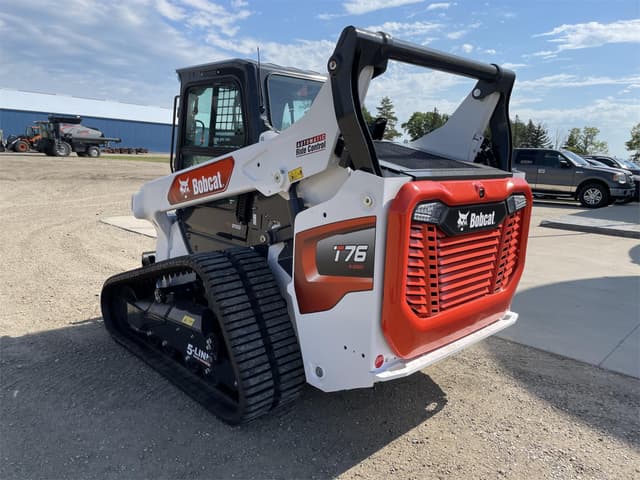 Image of Bobcat T76 equipment image 3