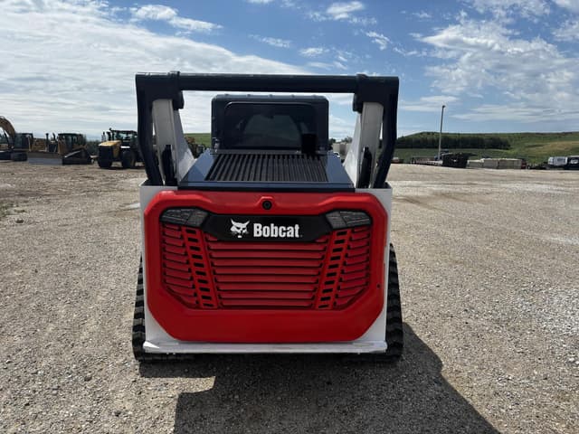 Image of Bobcat T76 equipment image 3