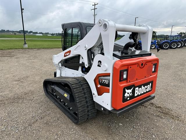 Image of Bobcat T770 equipment image 2