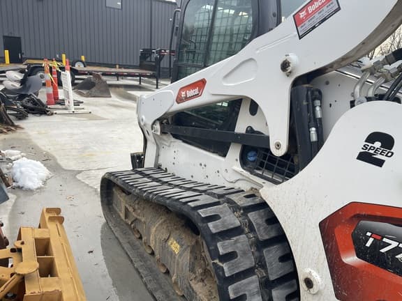 Image of Bobcat T770 equipment image 4
