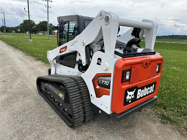 Image of Bobcat T770 equipment image 2