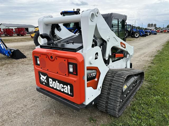 Image of Bobcat T770 equipment image 4