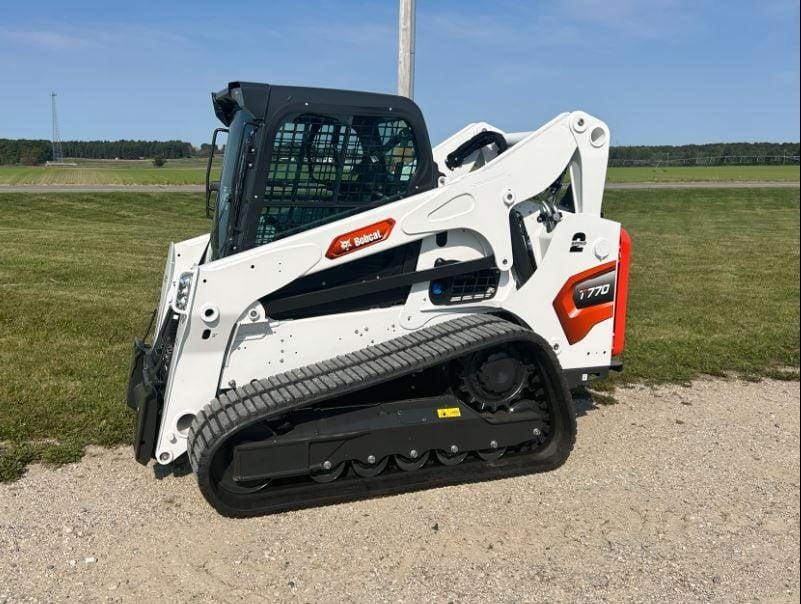 Main image Bobcat T770