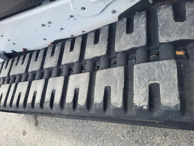 Image of Bobcat T770 equipment image 4
