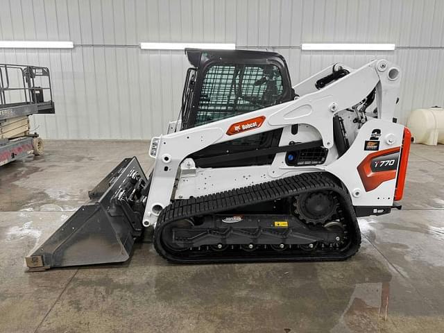 Image of Bobcat T770 equipment image 1