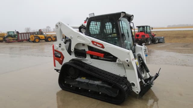 Image of Bobcat T770 equipment image 4