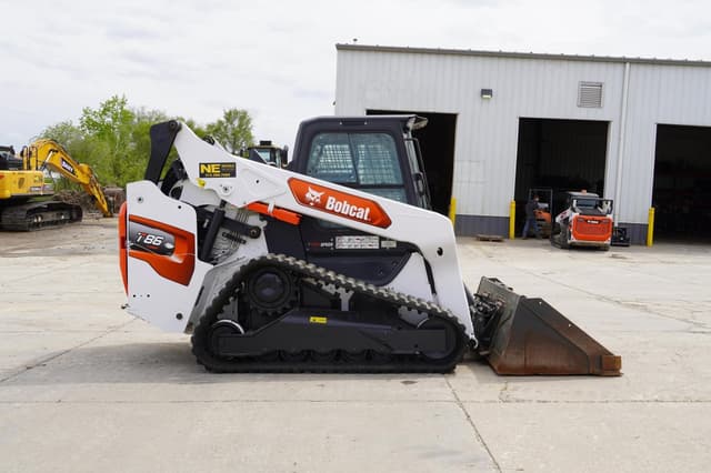 Image of Bobcat T86 equipment image 4