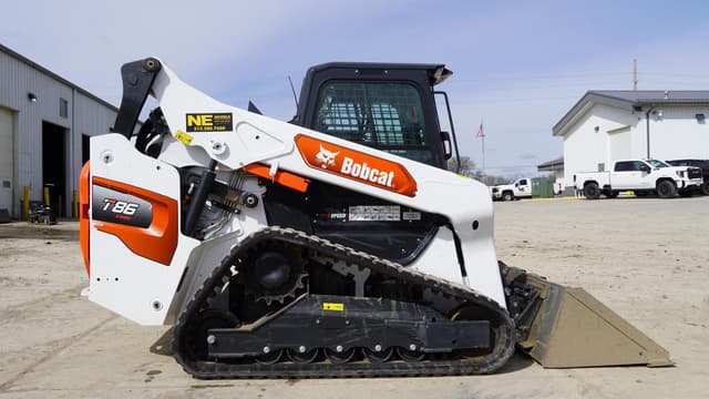 Image of Bobcat T86 equipment image 3