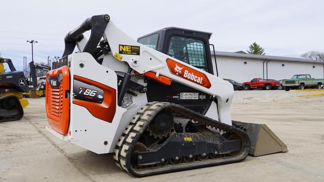 Image of Bobcat T86 equipment image 4