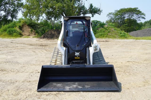 Image of Bobcat T86 equipment image 3