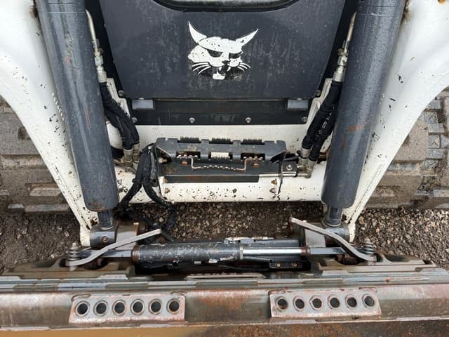 Image of Bobcat T86 equipment image 4